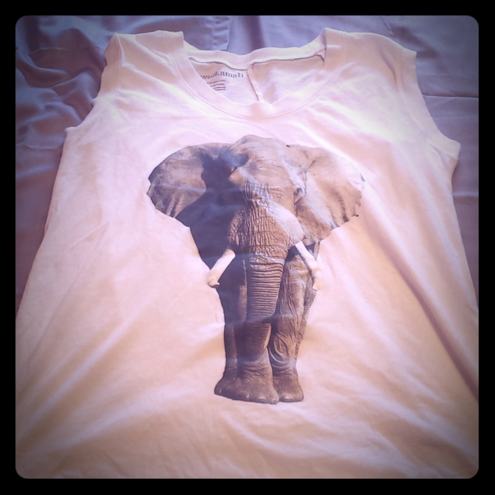 Norma kamali size of a large elephant t-shirt